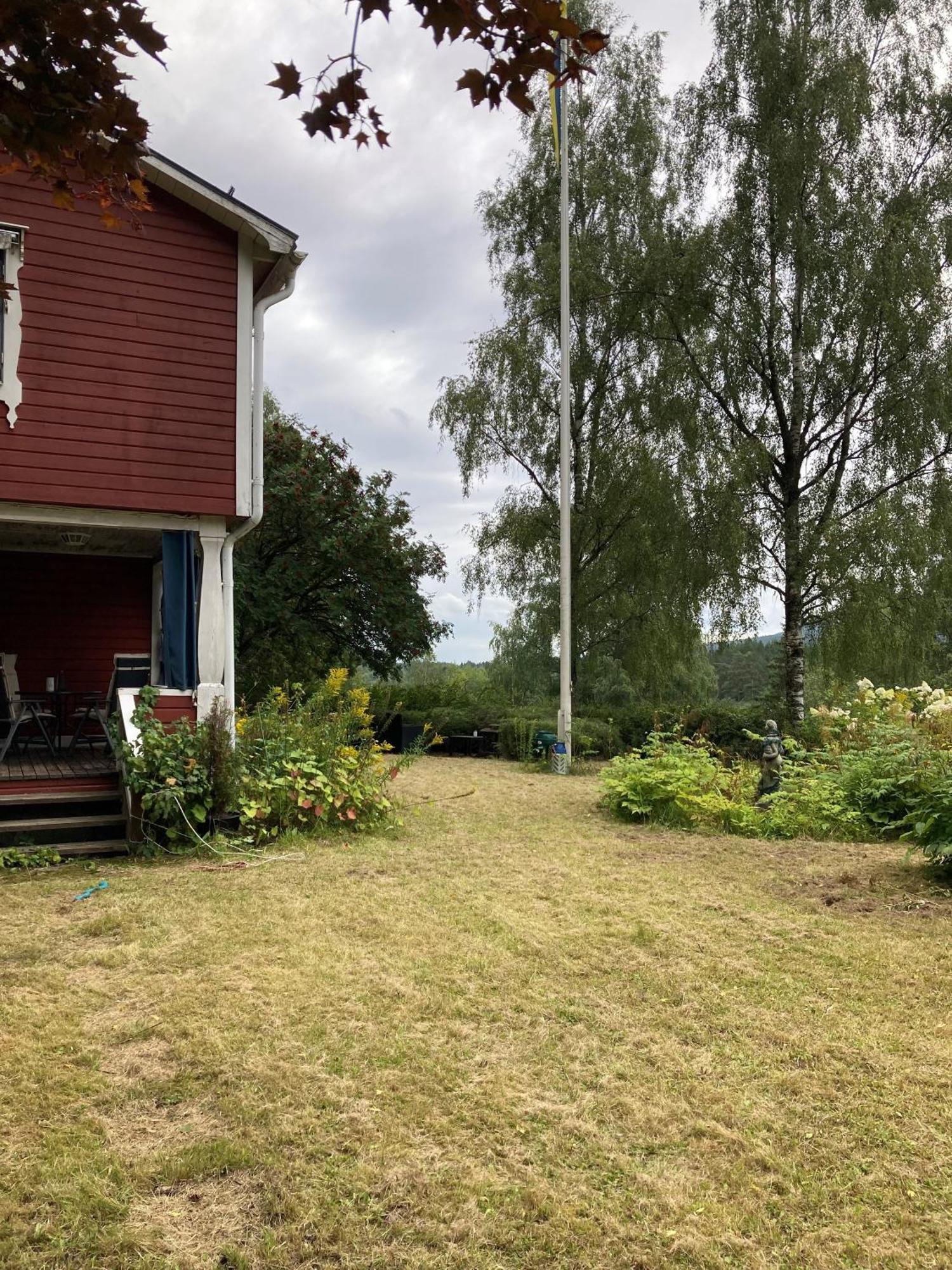 Charmig Villa Med Bastu Och Snabbt Wifi Långav Kültér fotó