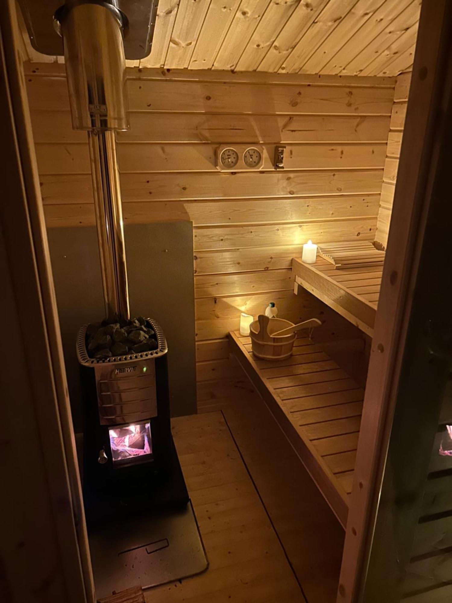 Charmig Villa Med Bastu Och Snabbt Wifi Långav Kültér fotó